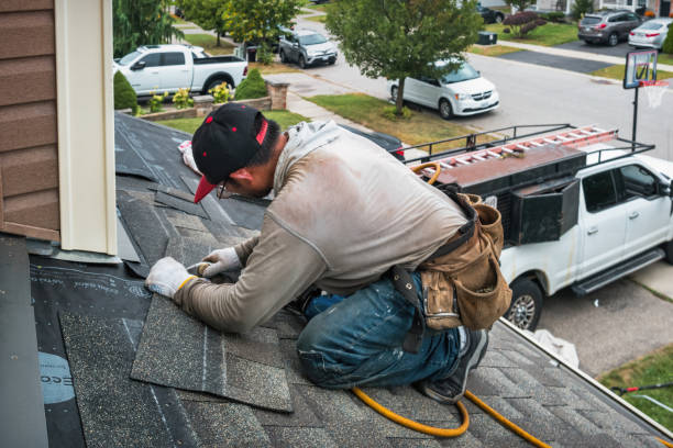 Professional Roof Leak Repair technician working in Hartford, MI